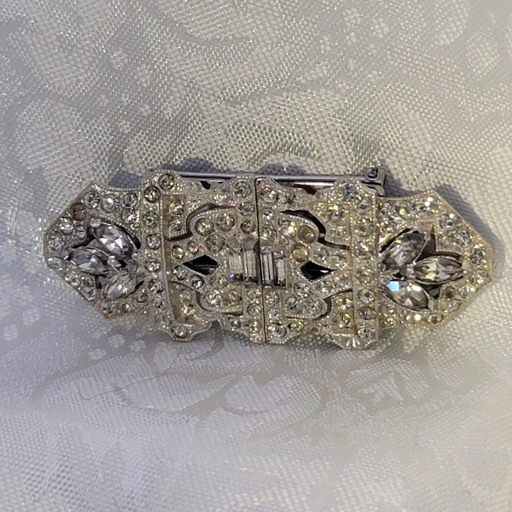 Exquisite 1930’s Art Deco  Duette Pin Brooch Fur Clip